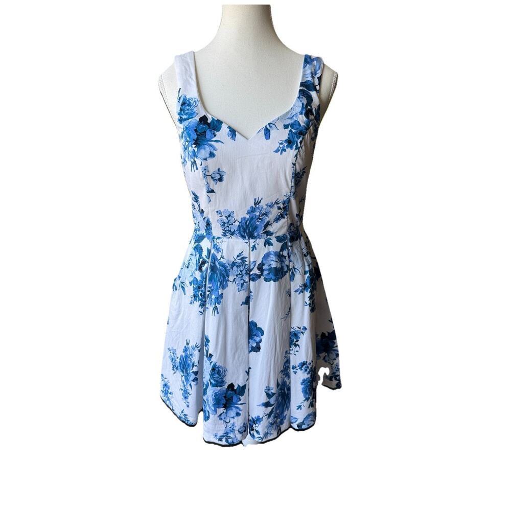 NWT Jun & Ivy White/Blue Floral Dress w/Pockets Size Small Cotton Cottage Core